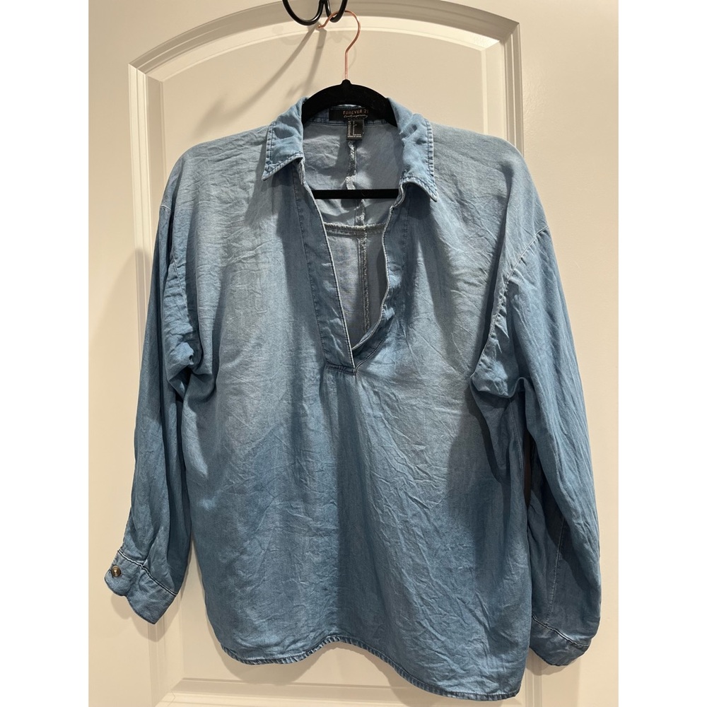 Denim long sleeve v neck top